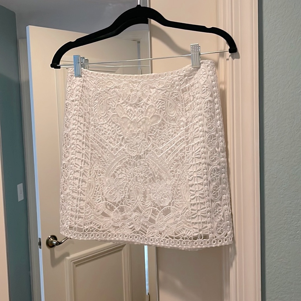 Club Monaco White Lace Mini Skirt